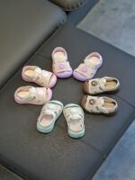 Children's walking shoes - Image 2