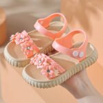 Children's sandals - Image 2