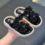 Children's flower slippers - Image 5