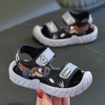 Children's dinosaur sandals - Image 3