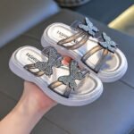 Children's slippers - Image 4