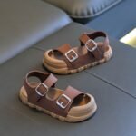 Children's beach sandals - Image 2