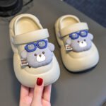 Children's Baotou slippers and sandals can be worn interchangeably.