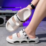 Men's slippers - Image 3